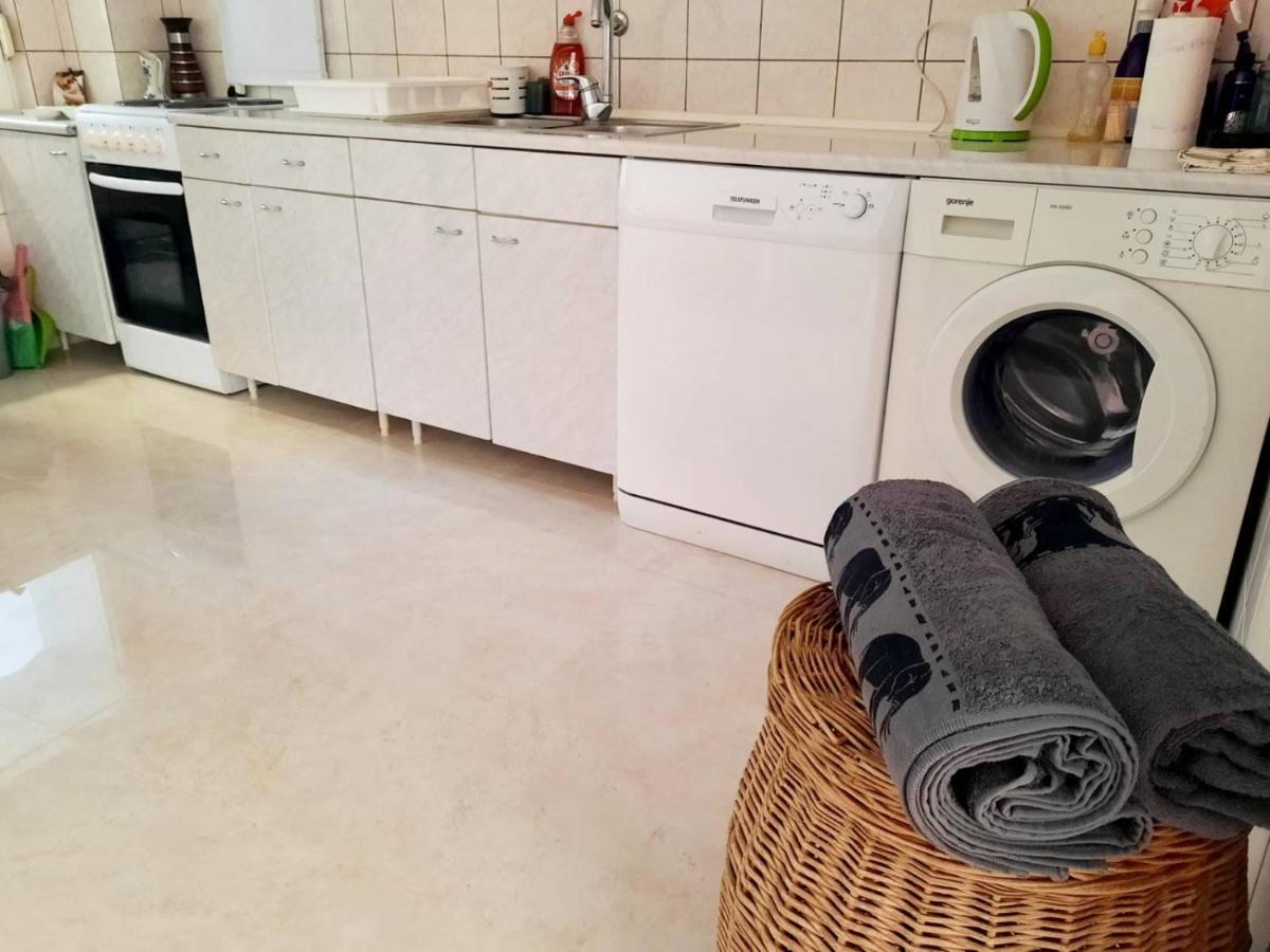 Apartman Square モスタル エクステリア 写真