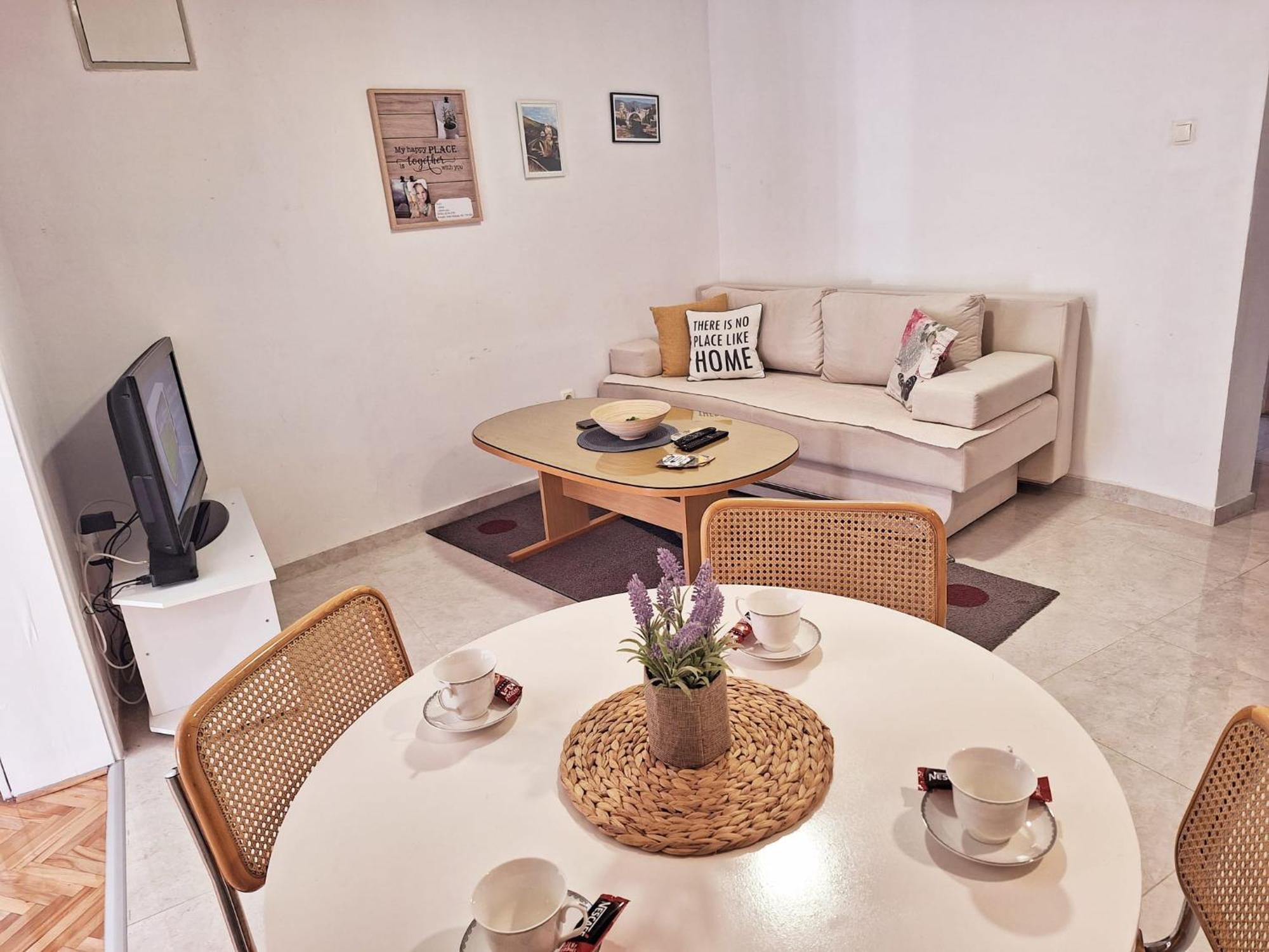 Apartman Square モスタル エクステリア 写真